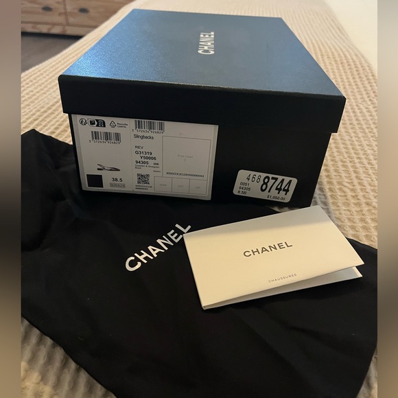Chanel Black sling backs 38.5 - Picture 7 of 7